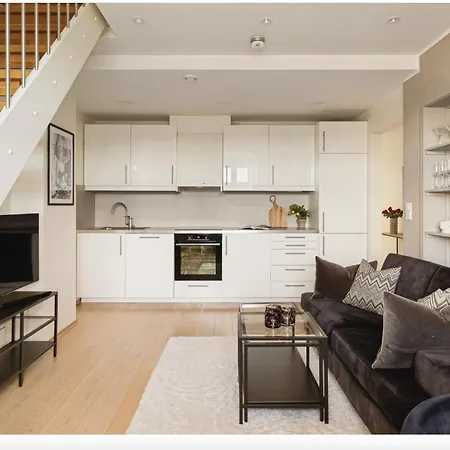 Bergenhus In Historical Sandviken Lägenhet *