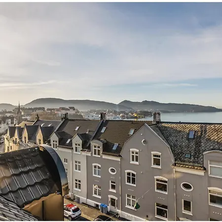 Leilighet Bergenhus In Historical Sandviken Bergen